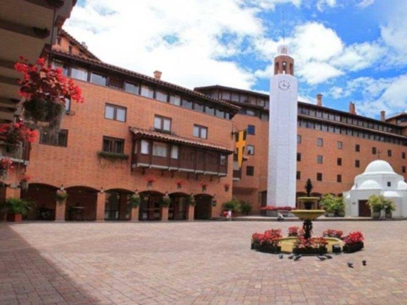 Hotel Estelar La Fontana Bogotá Zewnętrze zdjęcie Central Square
